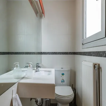 Elvita Sea View Maisonette Apartment